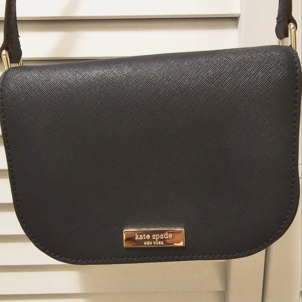 Kate Spade small crossbody saddle bag -navy blue - like New condition!